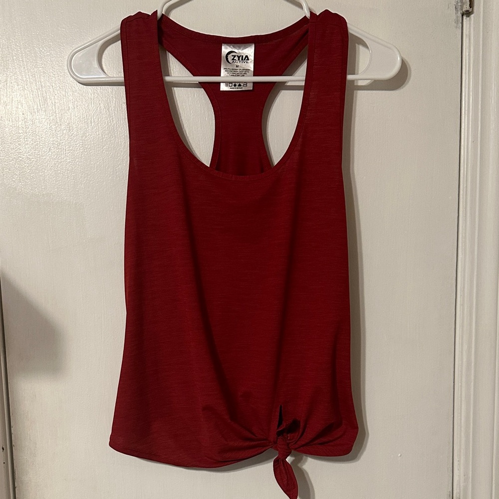 🌙 Zyia Active Tank Top with Side Knot Detail